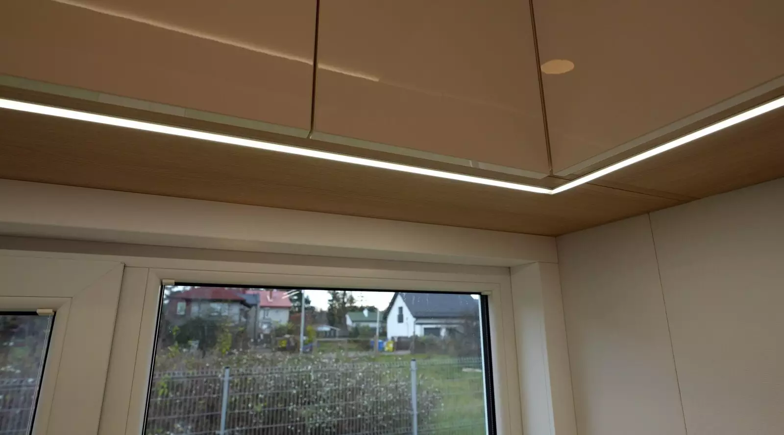 c kuchnia led scaled